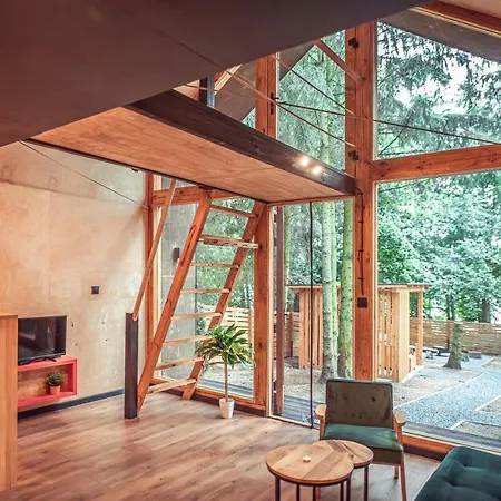 Miedzy Drzewami Holiday home *