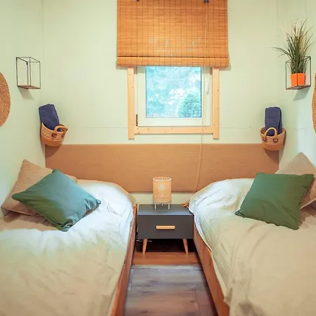 Miedzy Drzewami Holiday home Trupel